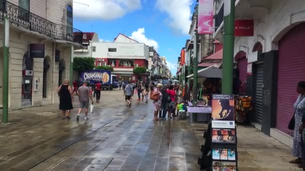 Tourists Looking Buy Souvenirs Street Seller Pointe Pitre Guadeloupe — Stock video
