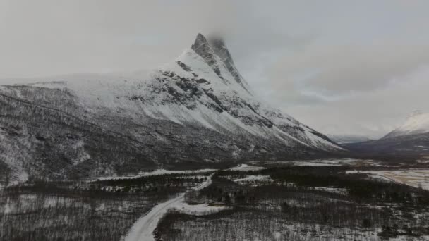 Paysage Montagneux Enneigé Panoramique Long Vallée Signaldalen Norvège Aérien — Video
