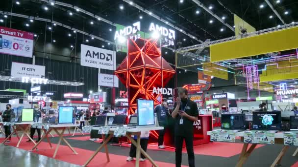 Amd在泰国曼谷Bitec Bangna举行的泰国2022计算机会议上展示技术 — 图库视频影像