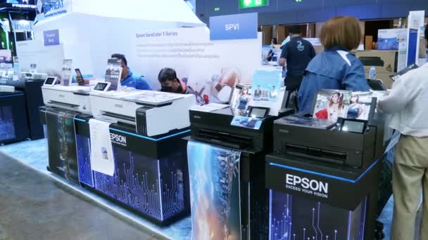 Profesjonalna Drukarka Epson Pokazująca Technologię Commart Tajlandia 2022 Wydarzenie Komputerowe — Wideo stockowe