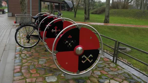 Bicycle Parking Shaped Old Medieval Shields Grobina Medieval Castle Located — Stockvideo