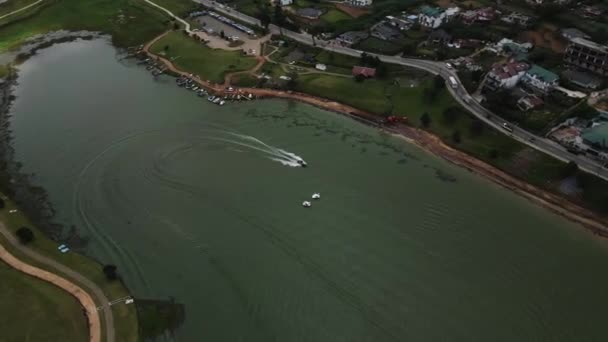 Aerial View Jet Sailing Lake Water Gregory Lake Sri Lanka — Stockvideo