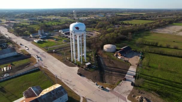 Aerial Footage Water Tower Melissa Texas Water Tower Cardinals Seen — Video Stock