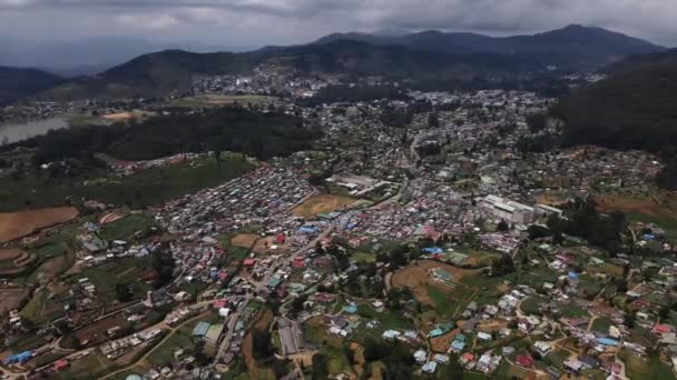 Die Wunderschöne Stadt Nuwara Eliya Liegt Den Bergen Zwischen Teeplantagen — Stockvideo