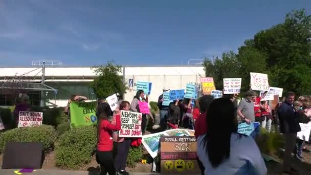 Demonstranter Scenen Stadshuset — Stockvideo