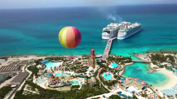 Wide Rotating Drone Shot Cococay Island Water Slides Royal Caribbean — Vídeo de Stock