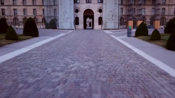 Steingepflasterte Straße Die Zum Haupteingang Des Hotel Des Invalides Führt — Stockvideo