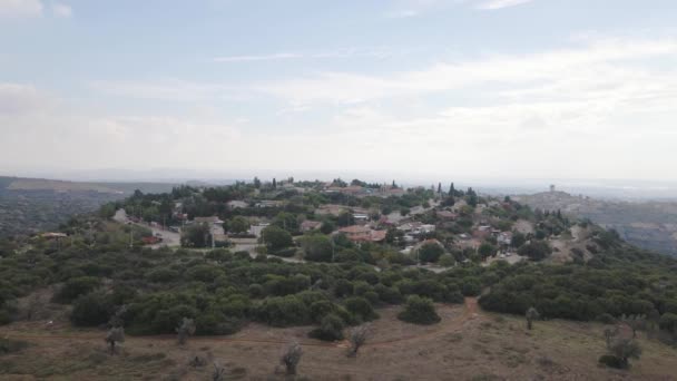 Aerial Panning Scenic View Houses Landscape Village Katzir Ισραήλ — Αρχείο Βίντεο