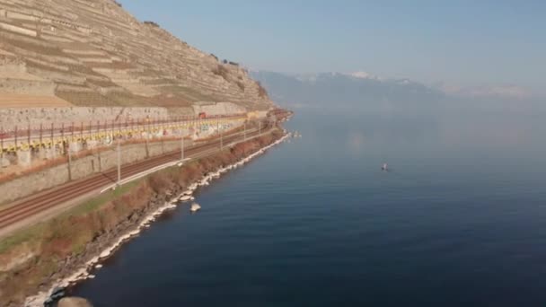 Drone Flying Person Supping Large Beautiful Lake — Vídeos de Stock