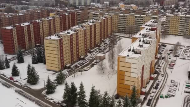 Снимок Беспилотника Старой Советской Архитектуры Расположенный Кивилинне Тарту — стоковое видео