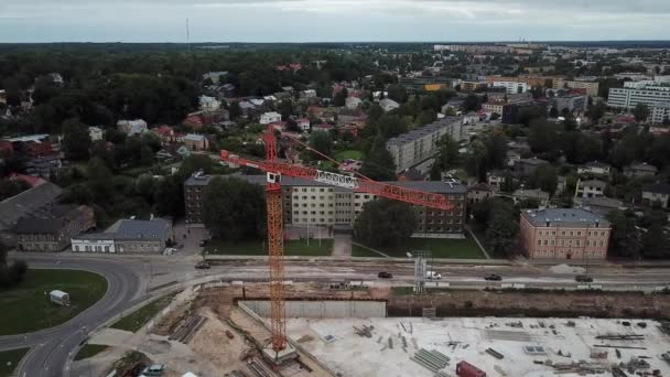 Drohnenaufnahme Des Gebäudes Der Universität Tartu Delta Centre Blick Auf — Stockvideo