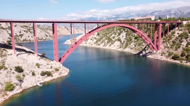 Puente Maslenica Zadar Croacia Vista Aérea Del Dron Pedestal Ascendente — Vídeos de Stock