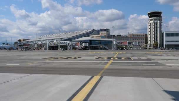 Wizz Air A321 Neo Plane Arriving Terminal Nice Airport Static — Video