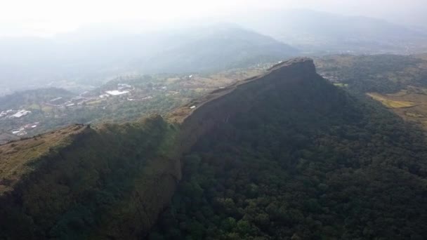 Aerial Erődített Falak Vinchu Kada Lohagad Fort Vidéki India — Stock videók