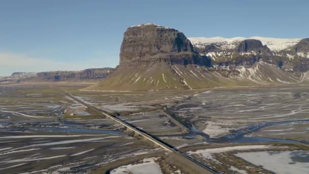 Panorama Lomagnupur Mountain Nupsvotn River Iceland Aerial Pullback — Video Stock