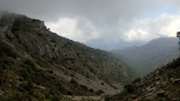 Vista Estática Montaña Concha Marbella España Día Nublado — Vídeo de stock