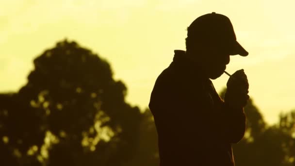 Young Man Smoking Cigarette Front Sunset Nairobi Africa — Video