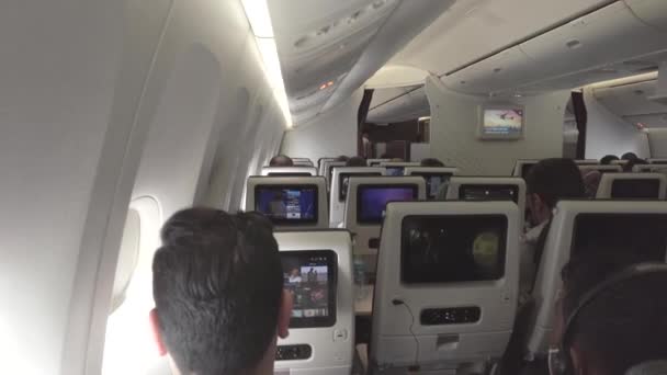 Uvnitř Kabiny Letadla Boeing Před Vzletem Kapském Městě Směrem Doprava — Stock video