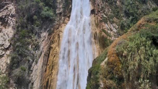 Beautiful Chiflon Waterfall Chiapas Mexico Dramatic Rising Aerial Shot — стокове відео