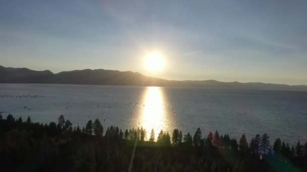 Serenity Nature Vibrant Sunset Lake Tahoe California Usa Disparo Aéreo — Vídeos de Stock