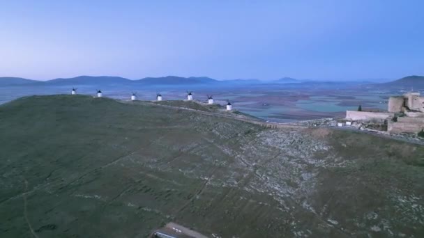 Wide Panorama Windmills Cerro Calderico Mountain Consuegra Spain — Video Stock