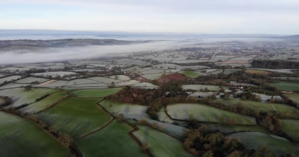 Aerial Reverse Shot Devon Countryside Valley England River Mist Frost — Video