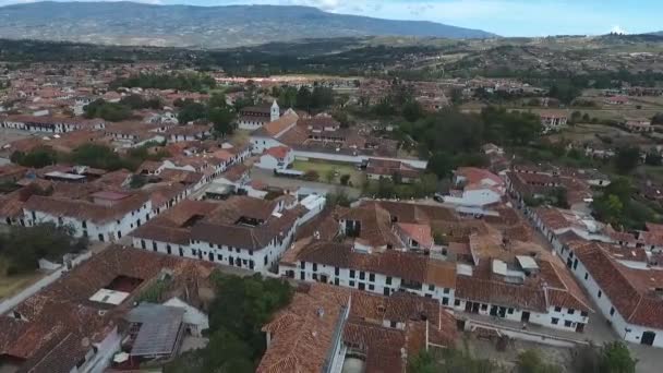 无人驾驶飞机飞行 哥伦比亚城镇旅游 — 图库视频影像