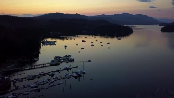 Silhouetten Marina Port Sechelt Inlaat Tijdens Zonsondergang Sunshine Coast British — Stockvideo