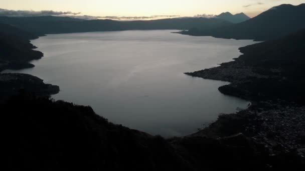 Vistas Del Amanecer Del Lago Atitlán Desde Las Alturas Del — Vídeos de Stock