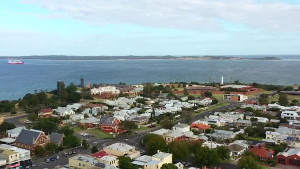Aerial Obíhající Kolem Fort Queenscliff Město Duchem Tasmánie — Stock video