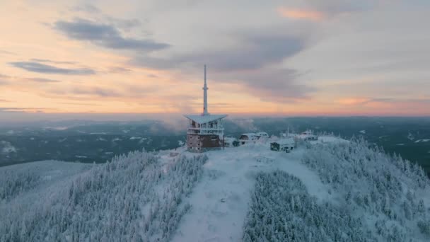 Lysa Hora Podczas Zimowego Wschodu Słońca Pan Malejący Dron Beskidy — Wideo stockowe