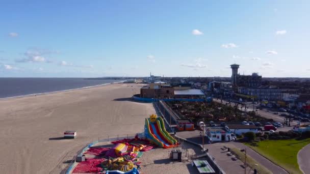 Aerial Forwarding Shot Inflatable Slides Beach Great Yarmouth United Kingdom — Stock video