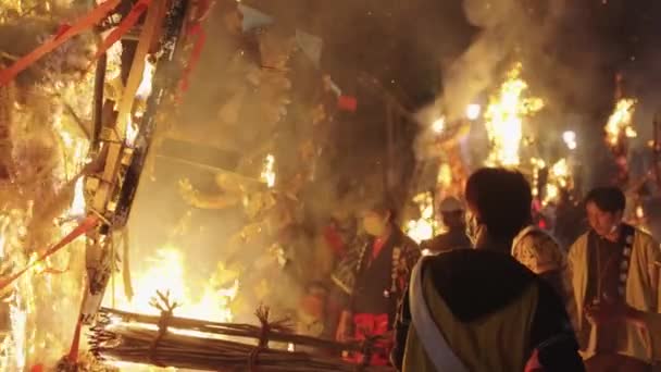 Burning Embers Year Tiger Celebration Sagicho Matsuri — Vídeo de stock