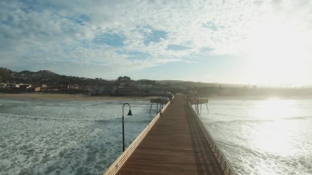 Direct Pier Bij Pismo Beach Vliegend Als Zon Opkomt Aan — Stockvideo