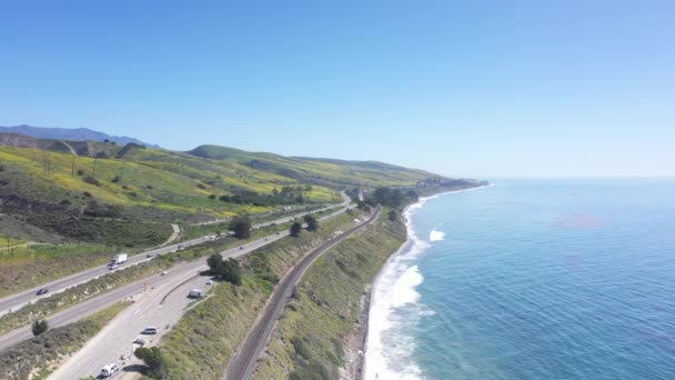 Highway Route 101 Θέα Στη Θάλασσα Στη Νότια Καλιφόρνια Αεροφωτογραφία — Αρχείο Βίντεο