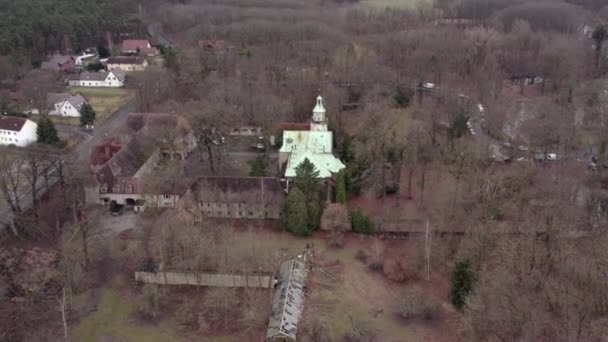 Drönarbild Litet Slott Höstlandskapet Brwalde Tyskland — Stockvideo