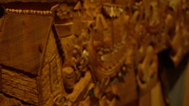 Viking Village Boat Scene Carved Wood Dark Room — Vídeo de Stock