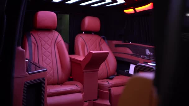 Nice Interior Shot Luxurious Limousine Van Shuttle Business Owners Red — Stockvideo