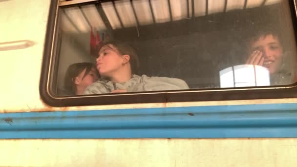 Ukrainian Refugee Children Train Ready Leave Lviv Station Safety War — Wideo stockowe
