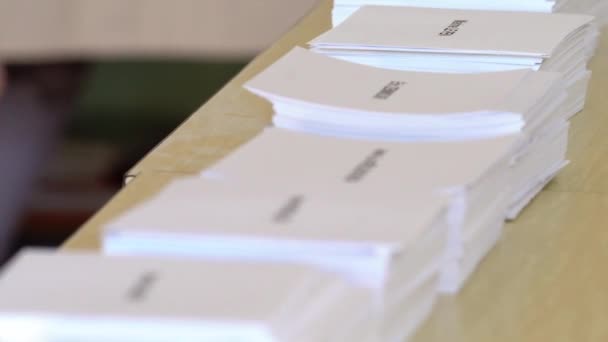 Voting Paper Ballots Names Principal Candidates First 2022 French Presidential — Stock Video