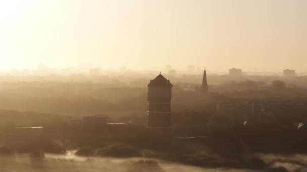 Luchtfoto Van Monsterwatertoren Bij Duinen Van Kijkduin Met Achtergrond Stad — Stockvideo