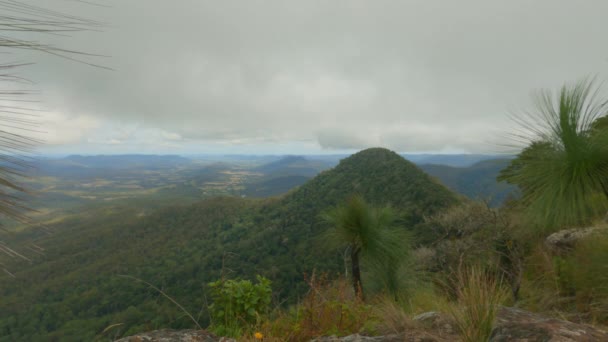 Uhd Time Lapse Mountain Summit Dark Clouds Pass Wind Mitchell — Vídeo de Stock