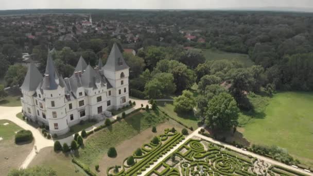 Cinematic Aerial Drone Orbit Shot Renovated Andrssy Castle Neogothic Romantic — стоковое видео