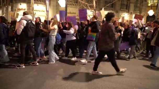 Ampia Veduta Molte Donne Che Marciano Durante Proteste Femministe Granada — Video Stock