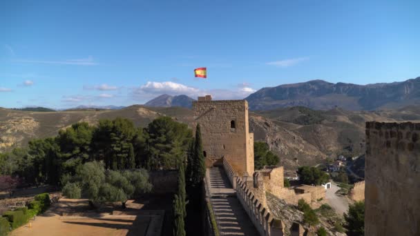 Spaanse Vlag Wapperend Top Van Alcazaba Paleis Antequera Andalusië Breed — Stockvideo