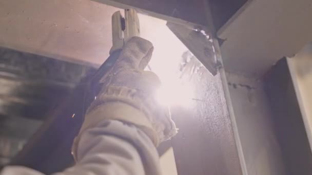 Close Shot Bright Sparks Flashing Grinder Welding Metal Frame — Wideo stockowe