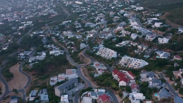 Aerial Panorama Luxury Accommodation Camps Bay Kaapstad Zuid Afrika Drone — Stockvideo