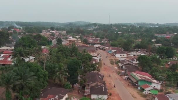 Flygfoto Landskap Den Afrikanska Staden Tubmanburg Liberia Västafrika — Stockvideo