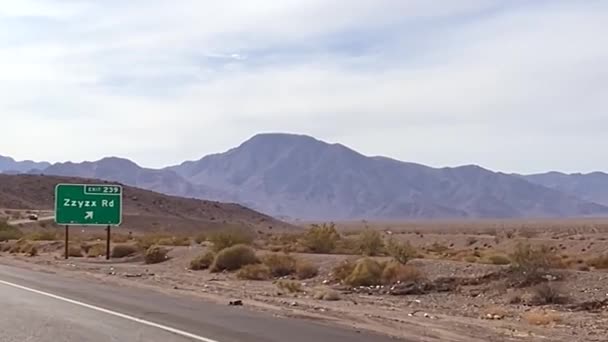 Passing Highway Sign Zzyzx Road Baker California Mojave Desert Which — Vídeos de Stock