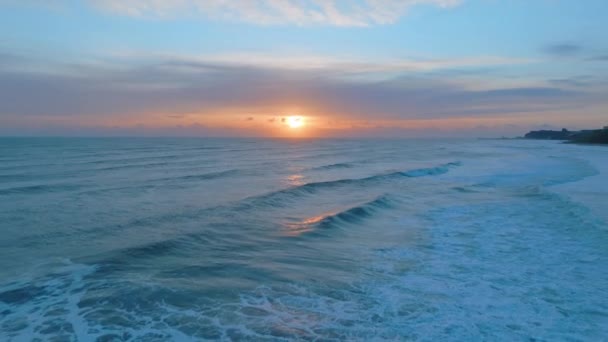Sandsend Whitby Subdued Sunrise April 2022 Aerial Drone Pull Back — стокове відео